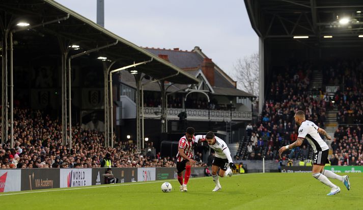 Sunderland og Fulham berjast um seinasta lausa sætið í 16-liða úrslitum FA-bikarsins.