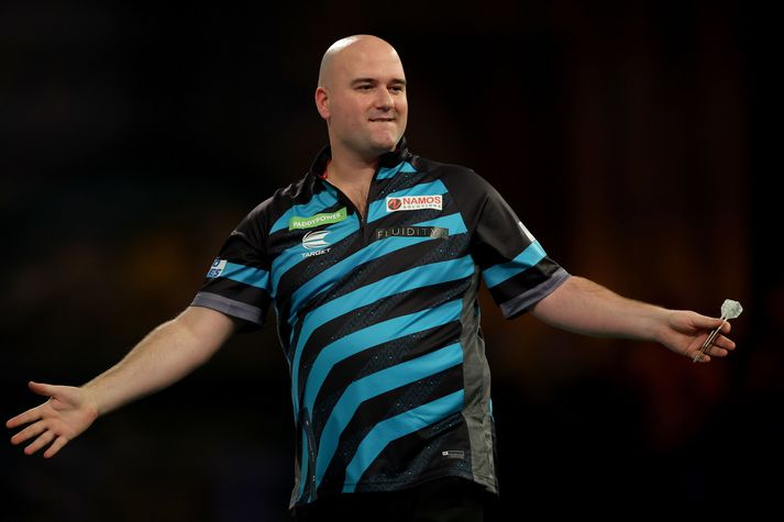 Rob Cross fagnar eftir ótrúlega endurkomu.