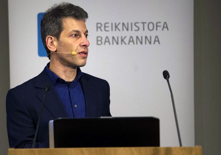 David Rowan, ritstjóri Wired Magazine í Bretlandi, er heimsþekktur fyrirlesari sem sérhæfir sig í framtíðar-"trendum“ auk þess að fjalla um nýsköpun og tækifæri í rafrænum viðskiptum. Auk þess að ritstýra Wired skrifar hann um tækni fyrir tímarit á borð við GQ og Condé Nast Traveller. Þá hefur hann starfað fyrir The Guardian, Telegraph Magazine, Sunday Times Magazine og The Observer.