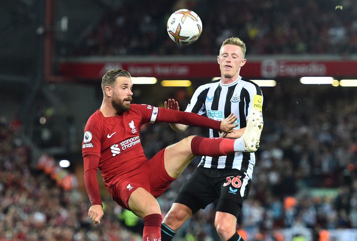 Jordan Henderson meiddist gegn Newcastle United á dögunum. Hann verður frá næstu þrjár vikurnar hið minnsta.