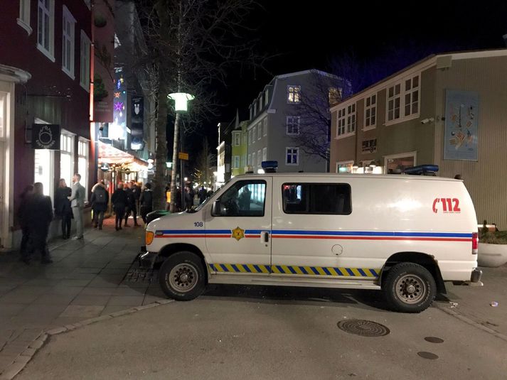 Lögregla þurfti að sinna verkefnum af ýmsum toga í gærkvöldi og í nótt. Myndin er úr safni.