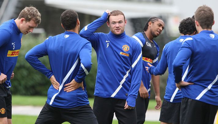 Wayne Rooney á æfingu með Manchester United i dag.