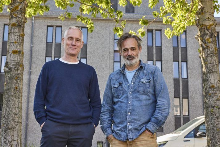 Ólafur Jóhann og Baltasar Kormákur unnu náið að gerð kvikmyndarinnar Snerting. Þeir gera það nú aftur í Þjóðleikhúsinu í uppsetningu nýs leikrits Ólafs Jóhanns. 