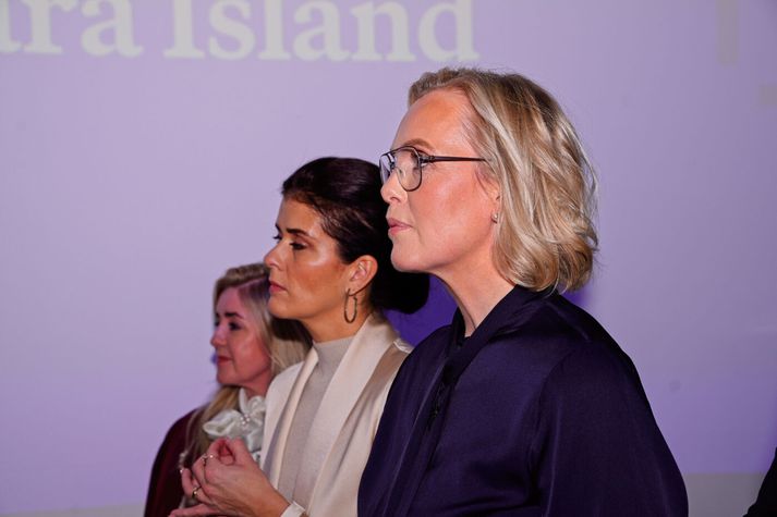 Guðrún Hafsteinsdóttir fornaður Sjálfstæðisflokksins horfir til fortíðar. 