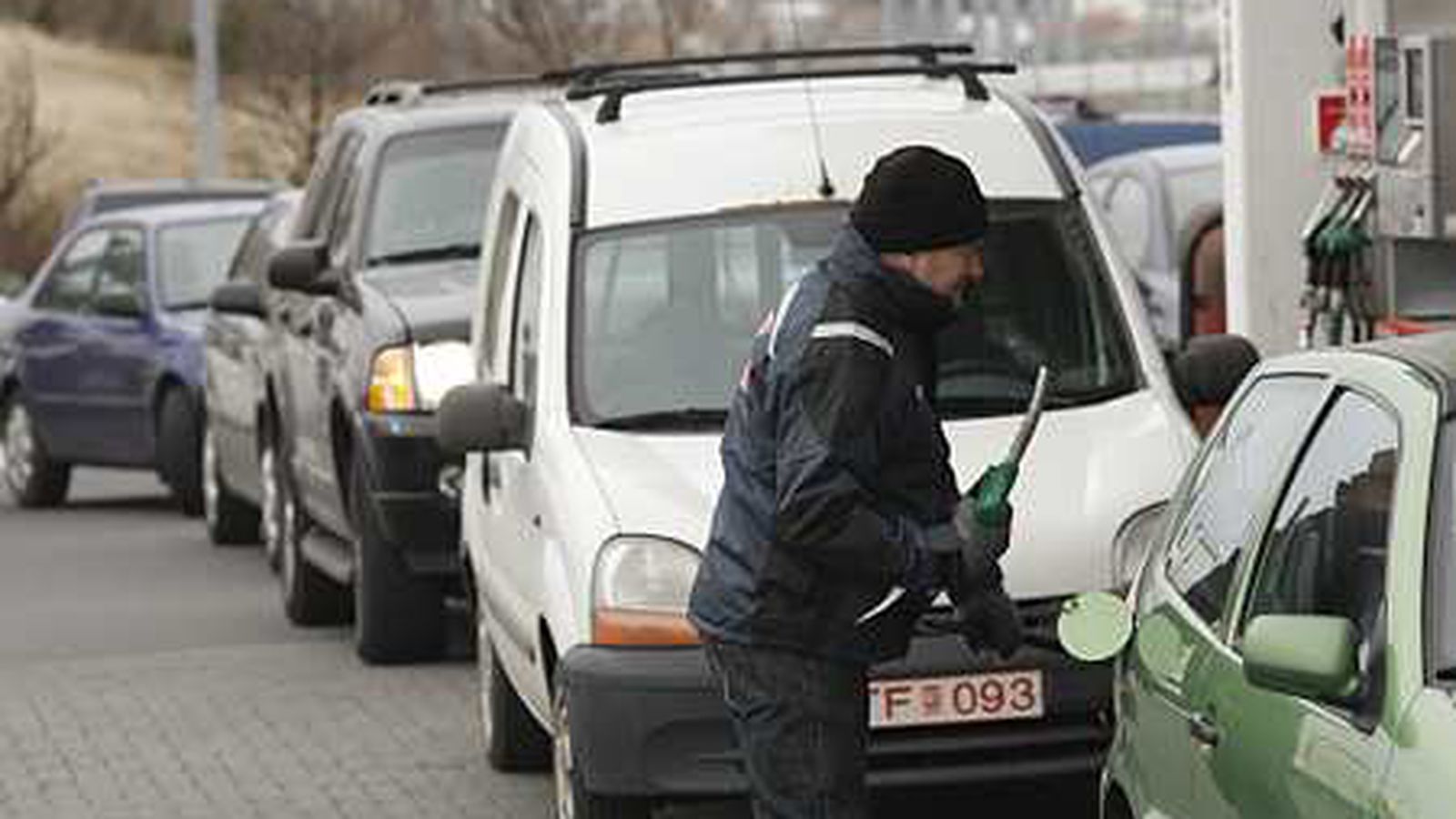 Aukin nýskráning ökutækja milli ára - Vísir