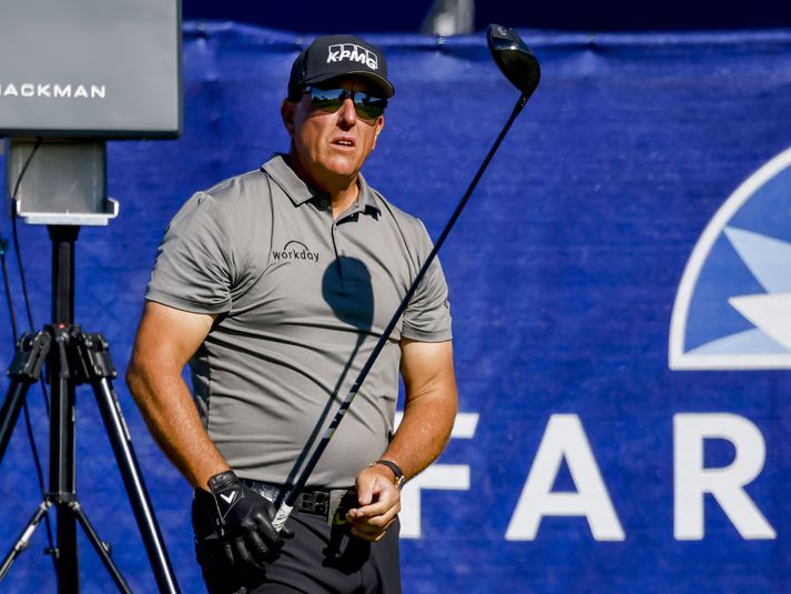 Phil Mickelson hefur ekki spilað síðan í febrúar á þessu ári.