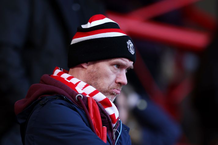 Ósáttur stuðningsmaður Manchester United sést hér á Old Trafford en myndin tengist fréttinni ekki beint.