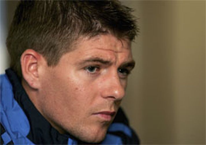 Steven Gerrard verður væntanlega með Liverpool í kvöld