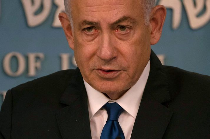 Netanyahu segist staðráðinn í að ráðast inn í Rafah en hefur þó samþykkt að senda fulltrúa til Washington til að ræða fyrirætlanirnar.