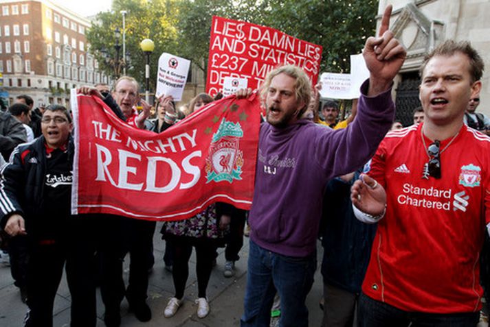 Stuðningsmenn Liverpool létu í sér heyra í gær.