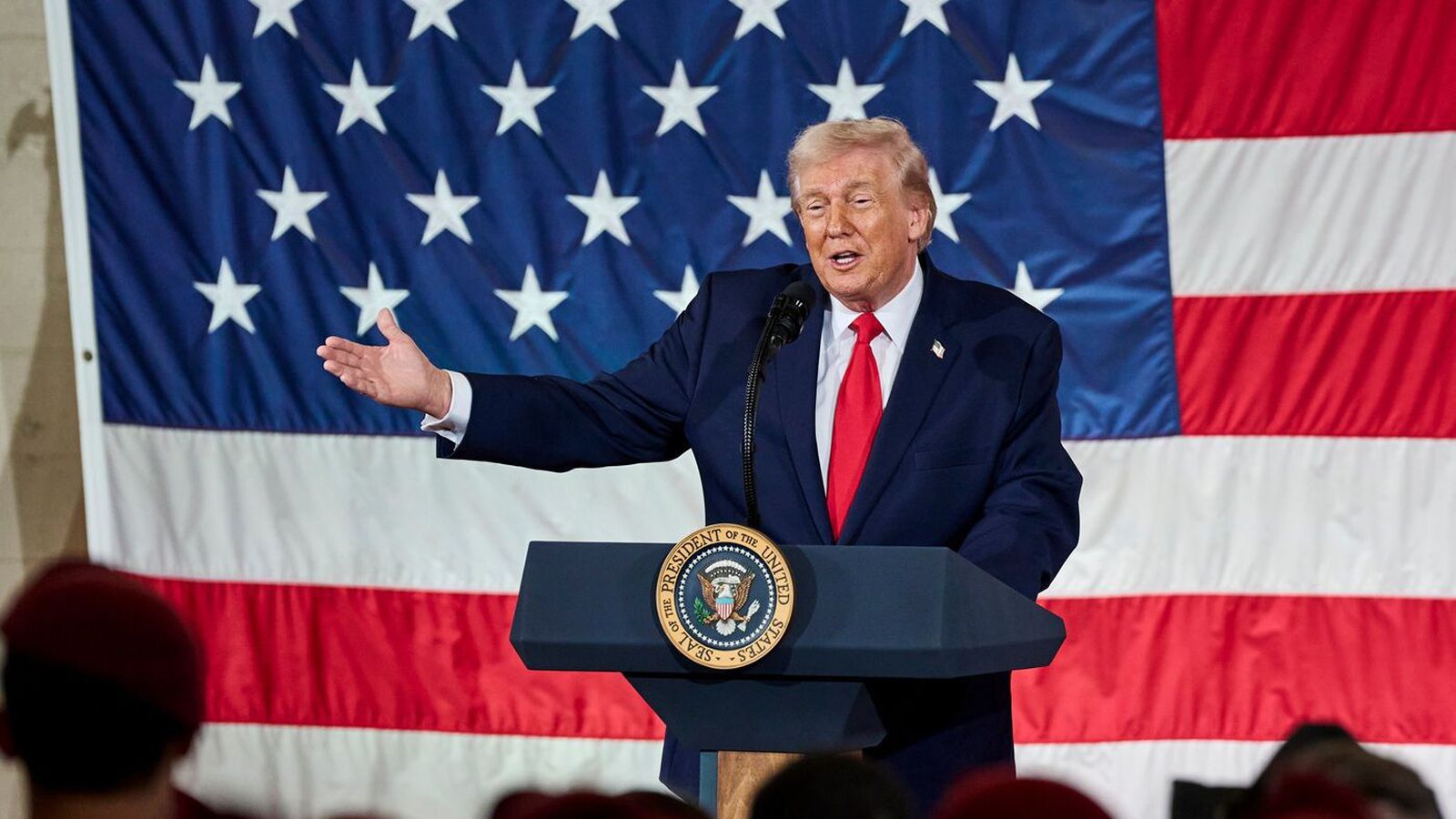 „Stjórinn“ að fá nóg og líkur á á­rásum