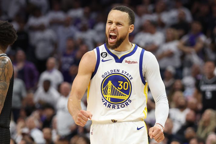 Steph Curry fór hamförum í oddaleik Golden State Warriors og Sacramento Kings í gær.