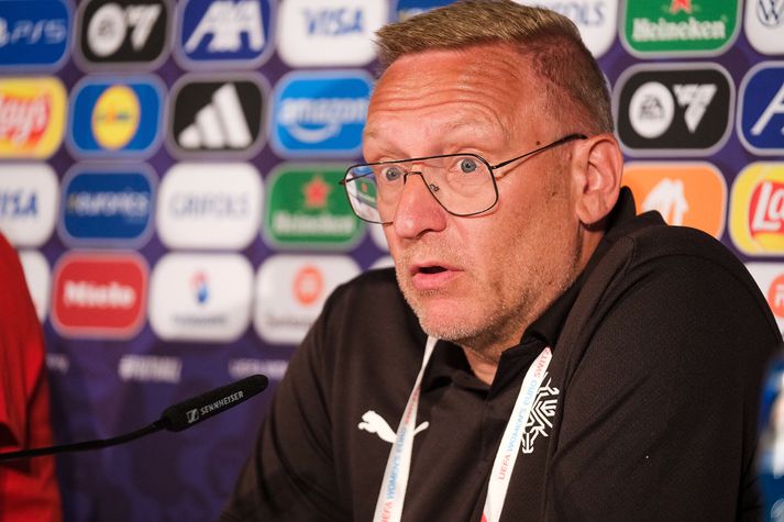 Þorsteinn Halldórsson mun ekki íhuga framtíð sína í starfi landsliðsþjálfara fyrr en eftir EM.