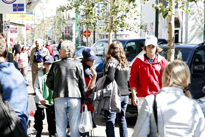 Íslendingum mun fjölga á næstunni.