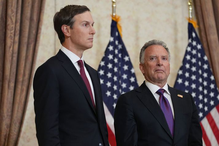 Kushner (t.v.) og Witkoff (t.h.) fara fyrir hönd Bandaríkjaforseta til Pakistans í fyrramálið.