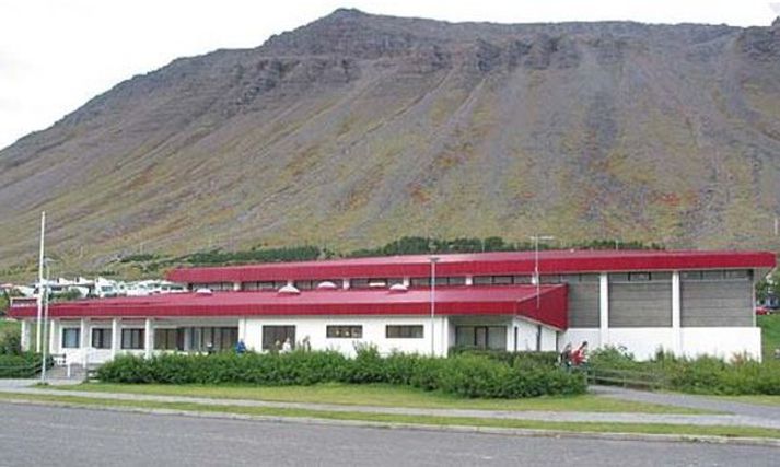 Íþróttahúsið Jakinn á Ísafirði.