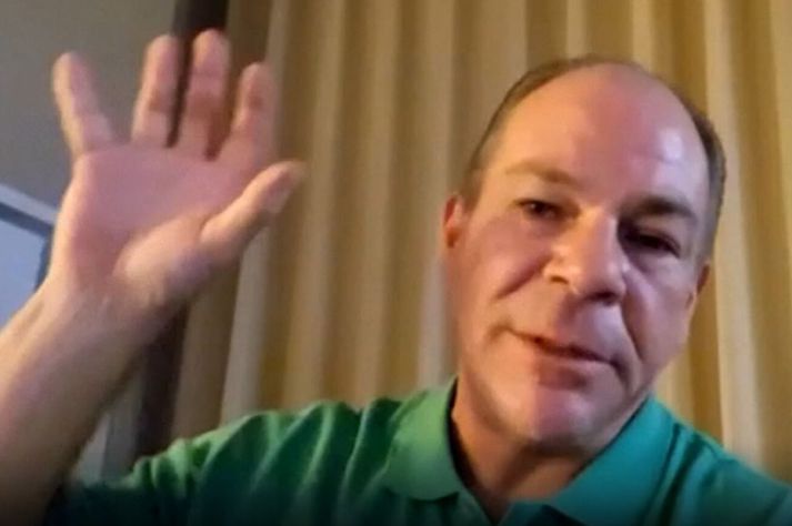 Michael Black lýsti því hvernig honum tókst að ná tökum á byssunni og koma í veg fyrir að árásarmaðurinn myrti fleiri.