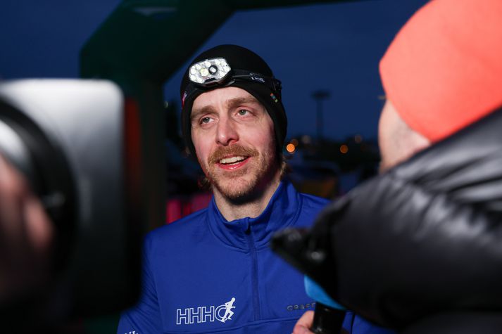 Kristinn Gunnar Kristinsson varð hlutskarpastur í Bakgarðshlaupinu um helgina.