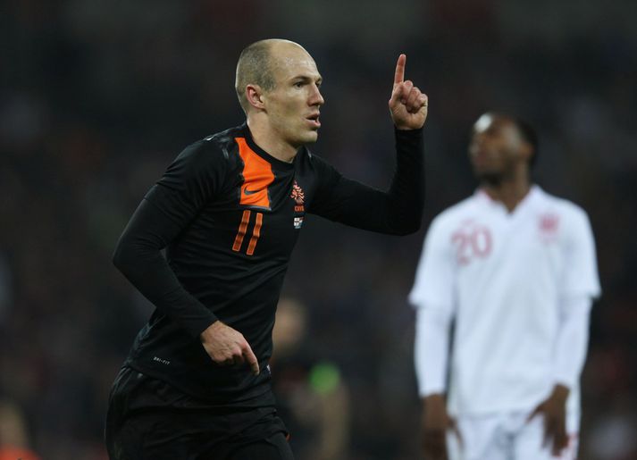 Robben fagnar í kvöld.