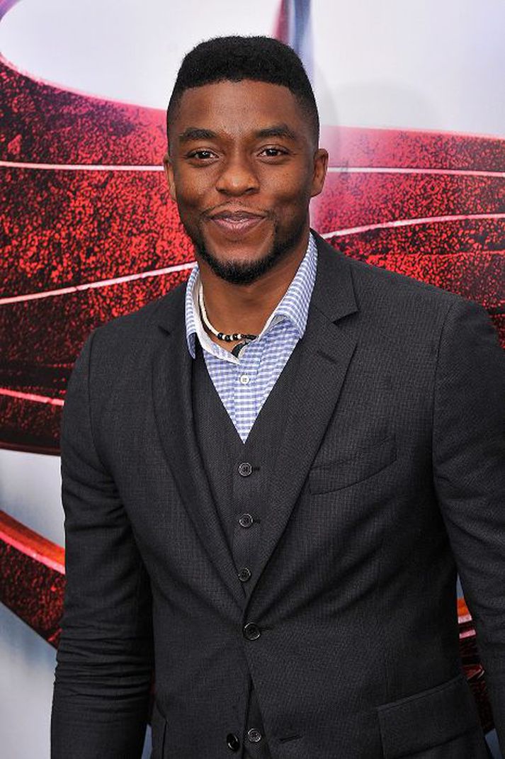 Leikarinn Chadwick Boseman fer með hlutverk James Brown í kvikmynd sem byggir á ævi kappans.