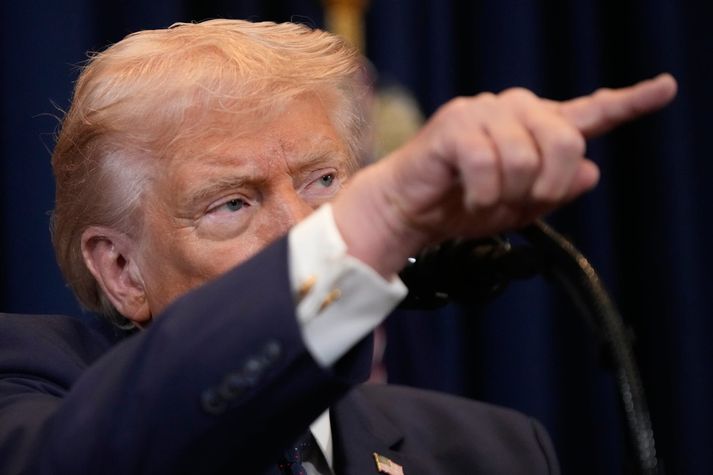 Donald Trump Bandaríkjaforseti gerði mikið úr „velgengni“ Bandaríkjahers í Íran undanfarna daga á blaðamannafundi í dag.