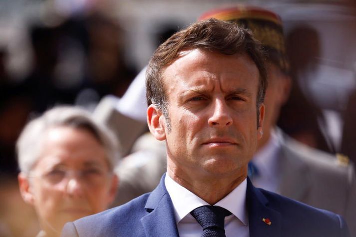 Emmanuel Macron Frakklandsforseti þarf á góðu gengi að halda í kosningunum í dag.