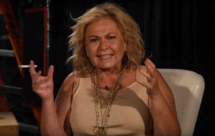 Roseanne Barr er mikið niðri fyrir í myndbandinu.