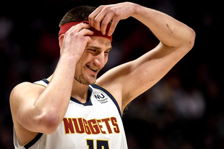 Það var aldrei vafi á öðru en að Nikola Jokic myndi framlengja samning sinn við Denver Nuggets.