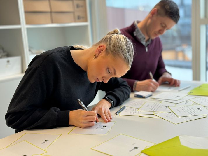 Í dag þjónustar Teya allt frá einyrkjum til þekktustu og stærstu fyrirtækja landsins og styður við þau á þeirra vegferð að þjónusta þeirra viðskiptavini.