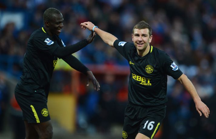 Leikmenn Wigan fagna hér marki fyrr í dag.