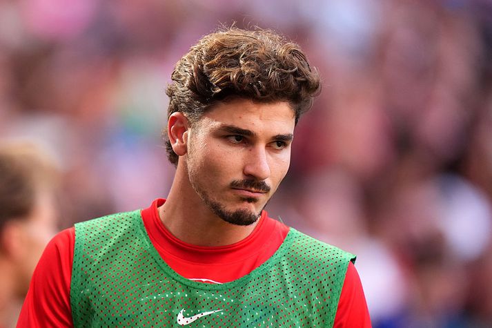 Julian Alvarez er enn leikmaður Atlético Madrid en það gæti breyst fyrir þriðjudagskvöld.
