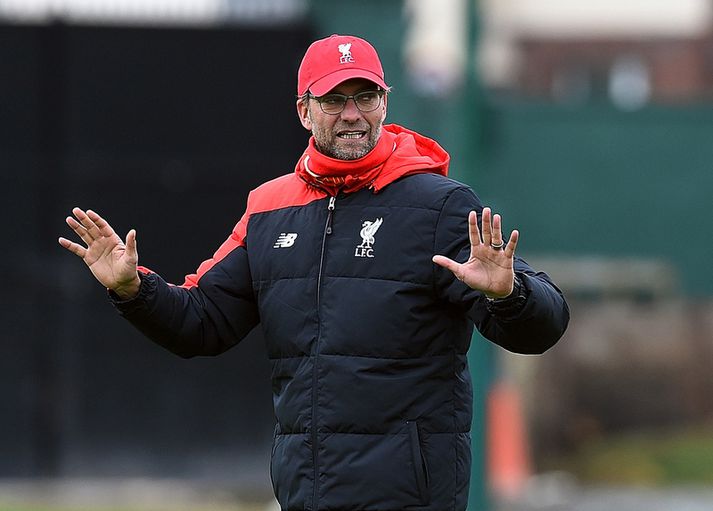 Jürgen Klopp stýrir æfingu Liverpool.