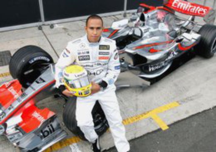 Lewis Hamilton segir að draumur sinn hafi ræst þegar hann fékk sæti í McLaren liðinu