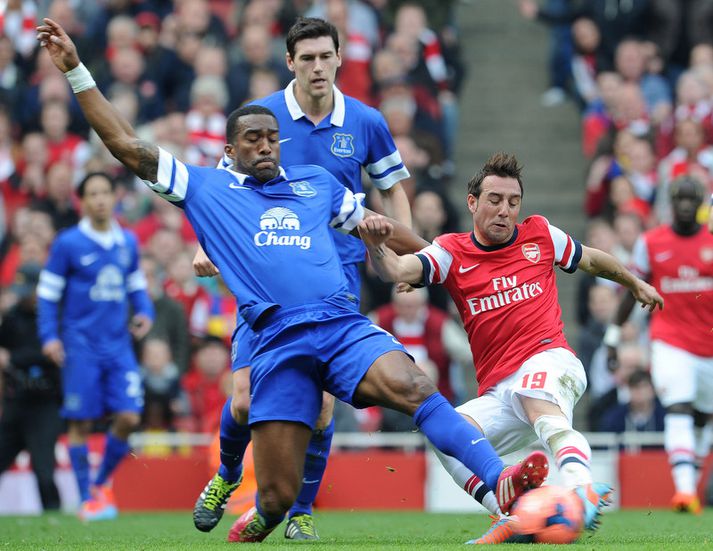 Sylvain Distin vill komast í Meistaradeildina ásamt Liverpool.