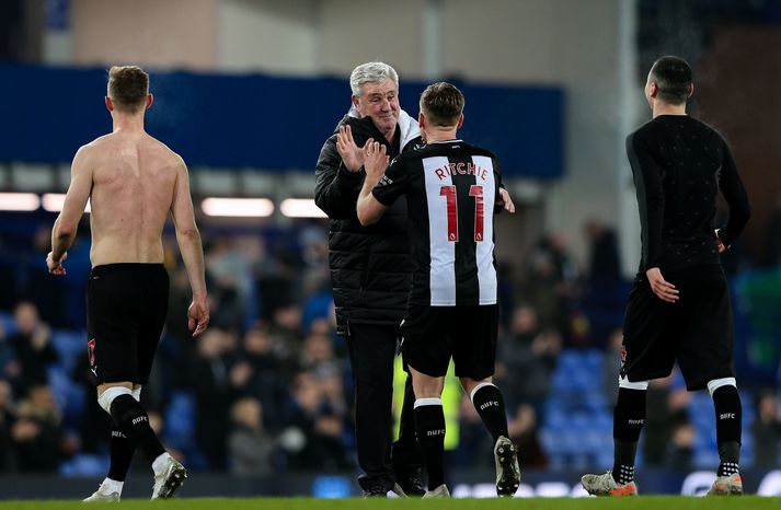 Steve Bruce og Matt Ritchie voru ekki svona kátir á þriðjudaginn.