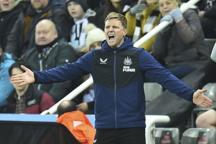 Eddie Howe segir ekki útilokað að Newcastle verði í baráttunni um enska meistaratitilinn allt til loka.