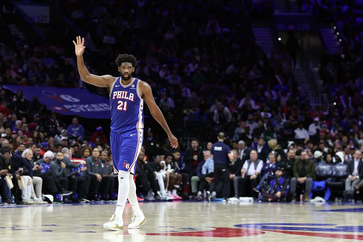 Philadelphia 76ers þarf að vinna leið til að vinna leiki án Joel Embiid næstu vikurnar.