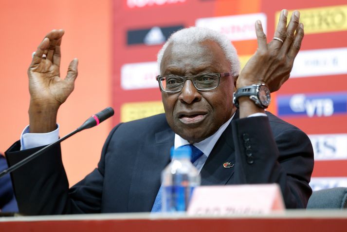 Lamine Diack er í vondum málum.