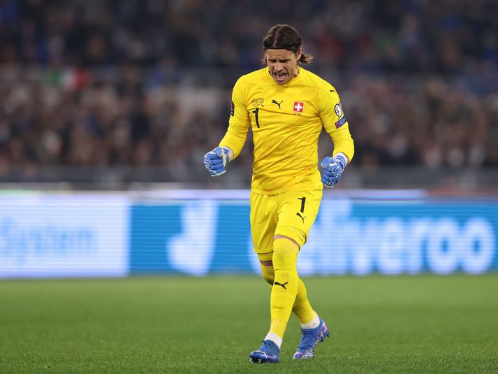 Yann Sommer og Sviss eru á leiðinni á HM í Katar.