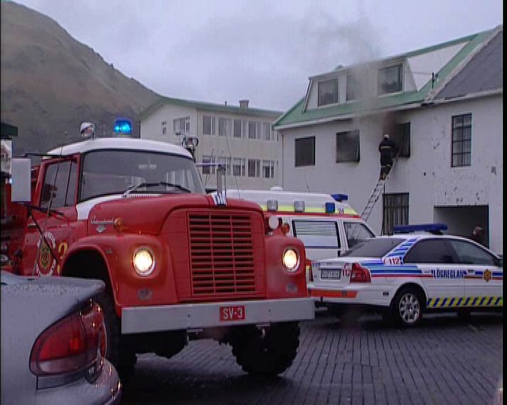 Grunur leikur á að um íkveikju hafi verið að ræða á Hilmisgötu.