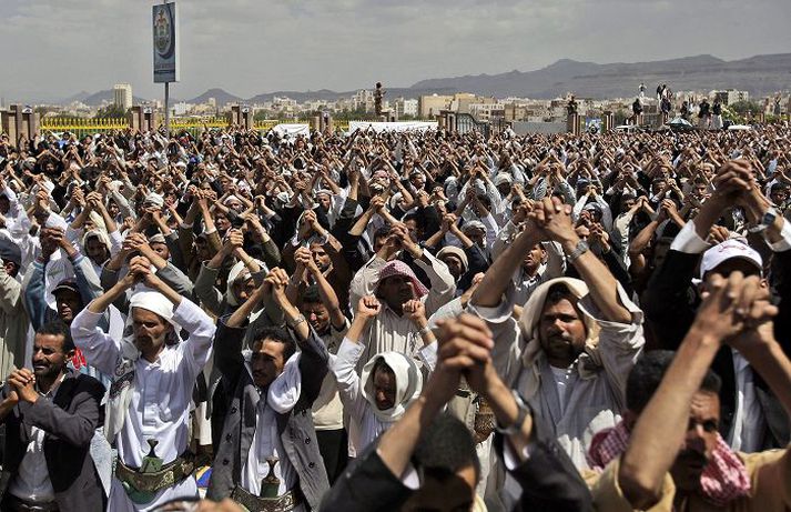 Mótmæli í Sanaa. Alda mótmæla gegn forseta Jemens hefur verið óstöðvandi vikum saman. Nordicphotos/AFP