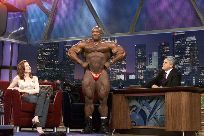 Bæði Larissa Reis og Ronnie Coleman eru stórar stjörnur í heimi vaxtarræktar og fitness og eflaust margir spenntir að fá að hitta þau hérlendis í nóvember.