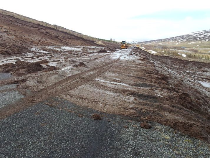 Almannavarnir beina því til fólks að huga vel að aðstæðum í ljósi aurskriða sem hafa orðið undanfarið.