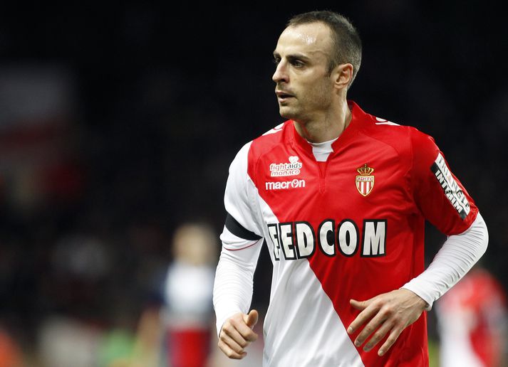 Dimitar Berbatov fer vel af stað í Frakklandi.