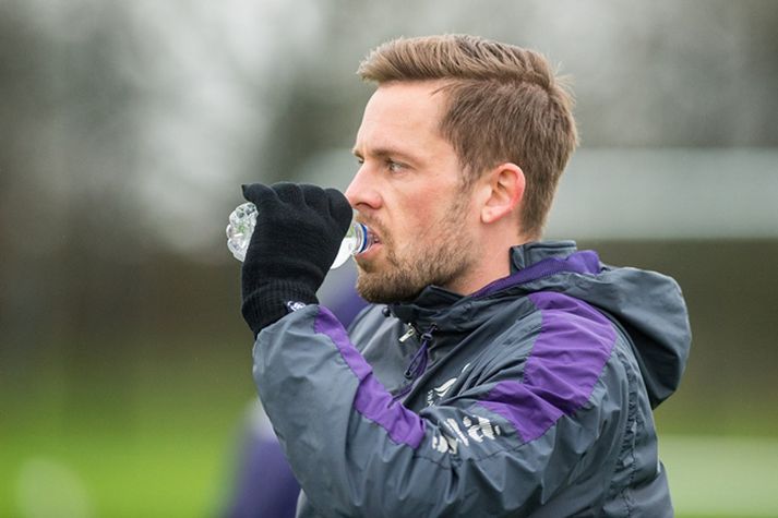 Gylfi er kominn aftur til æfinga hjá Swansea.