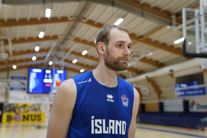 Tryggvi fagnaði því mjög að komast heim í sveitina.