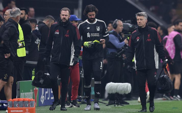 Alisson er meiddur á nára.