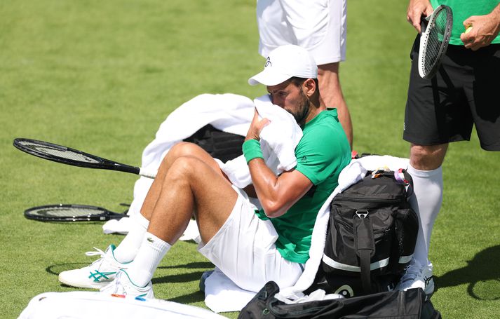 Novak Djokovic var sjóðheitt á æfingu í gær. 