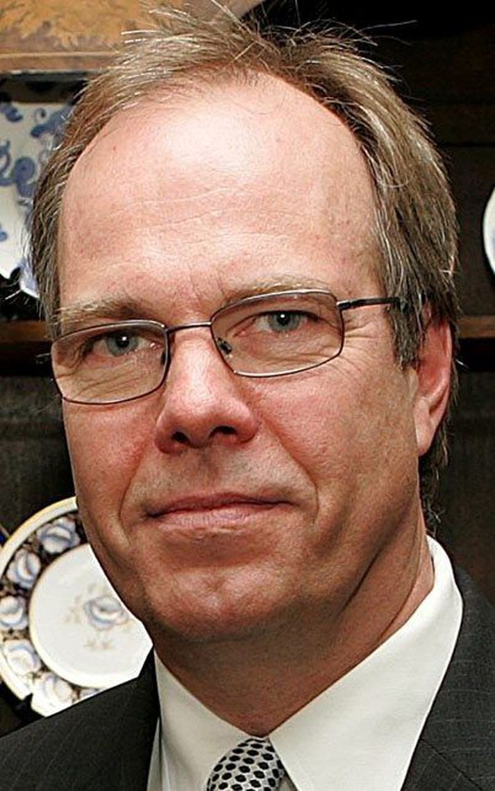 Einar Sigurðsson, forstjóri MS, segir að mistök hafi átt sér stað við pöntun á Gruyer-osti. Honum hafi því verið fargað.