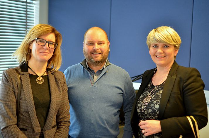 Ólöf Ýrr Atladóttir, ferðamálastjóri, Adolf Ingi Erlingsson, útvarpsstjóri Radio Iceland og Ragnheiður Elín Árnadóttir, iðnaðar-og viðskiptaráðherra.